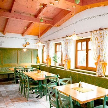 Das Grüne Stüberl in der Buschenschank Gilg in Hagenbrunn